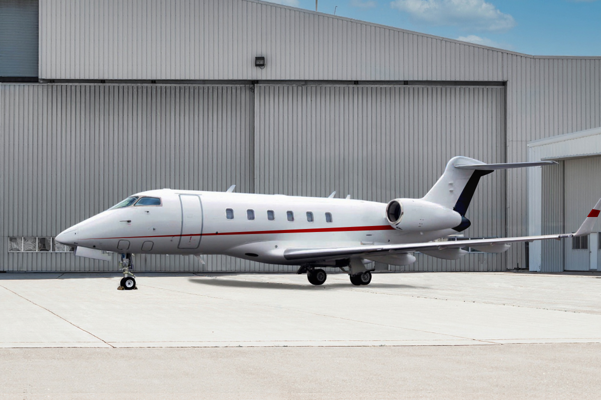 Challenger 300 (C-GSJK)